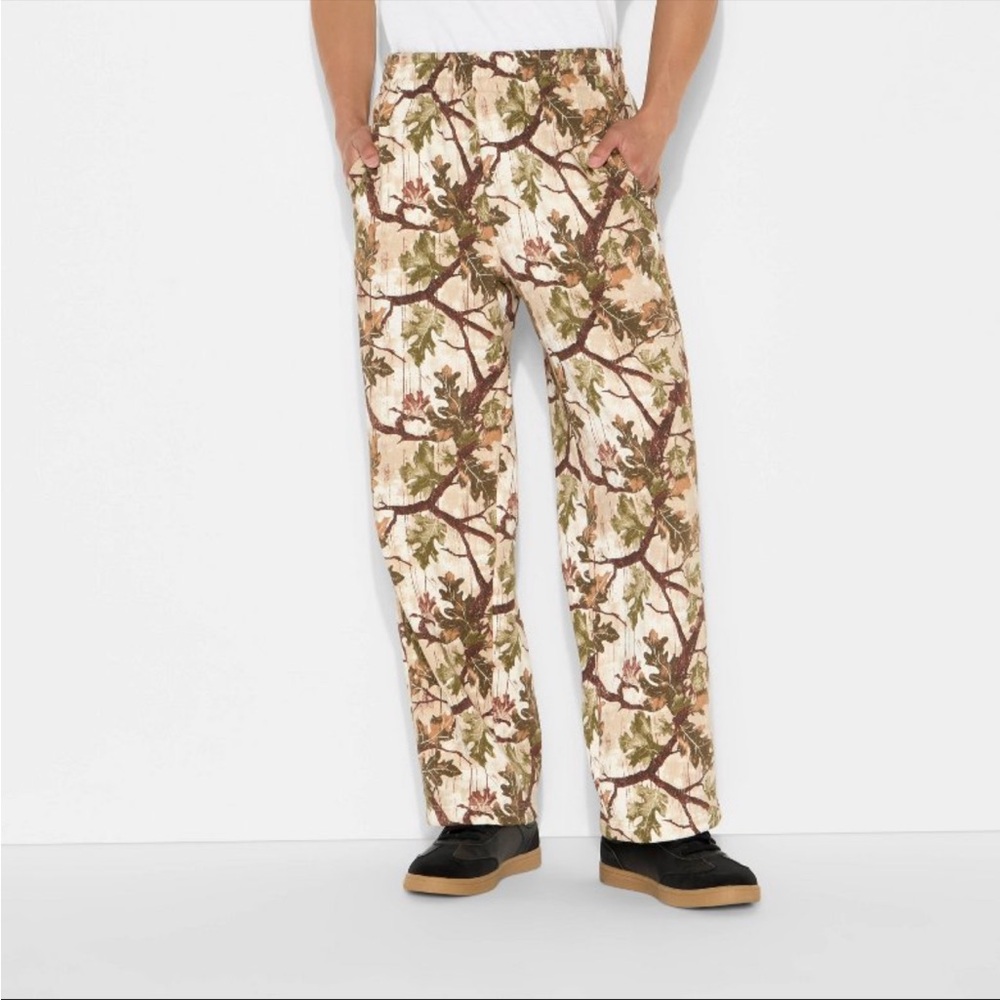 Original Use Camouflage Sweatpants - Size Medium NWT